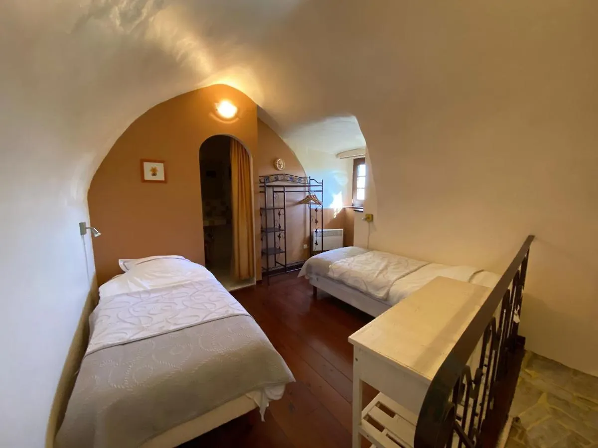 B&B Maison des Etoiles Chambre d'hôtes Adult Only Verrieres  France